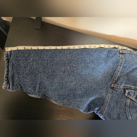 Vintage Levis Denim Sherpa Lined Trucker Jacket - Picture 8 of 8